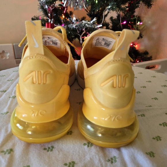 Nike Air Max 270 Topaz Gold Womens Shoes Size 8.5 - Picture 2 of 6